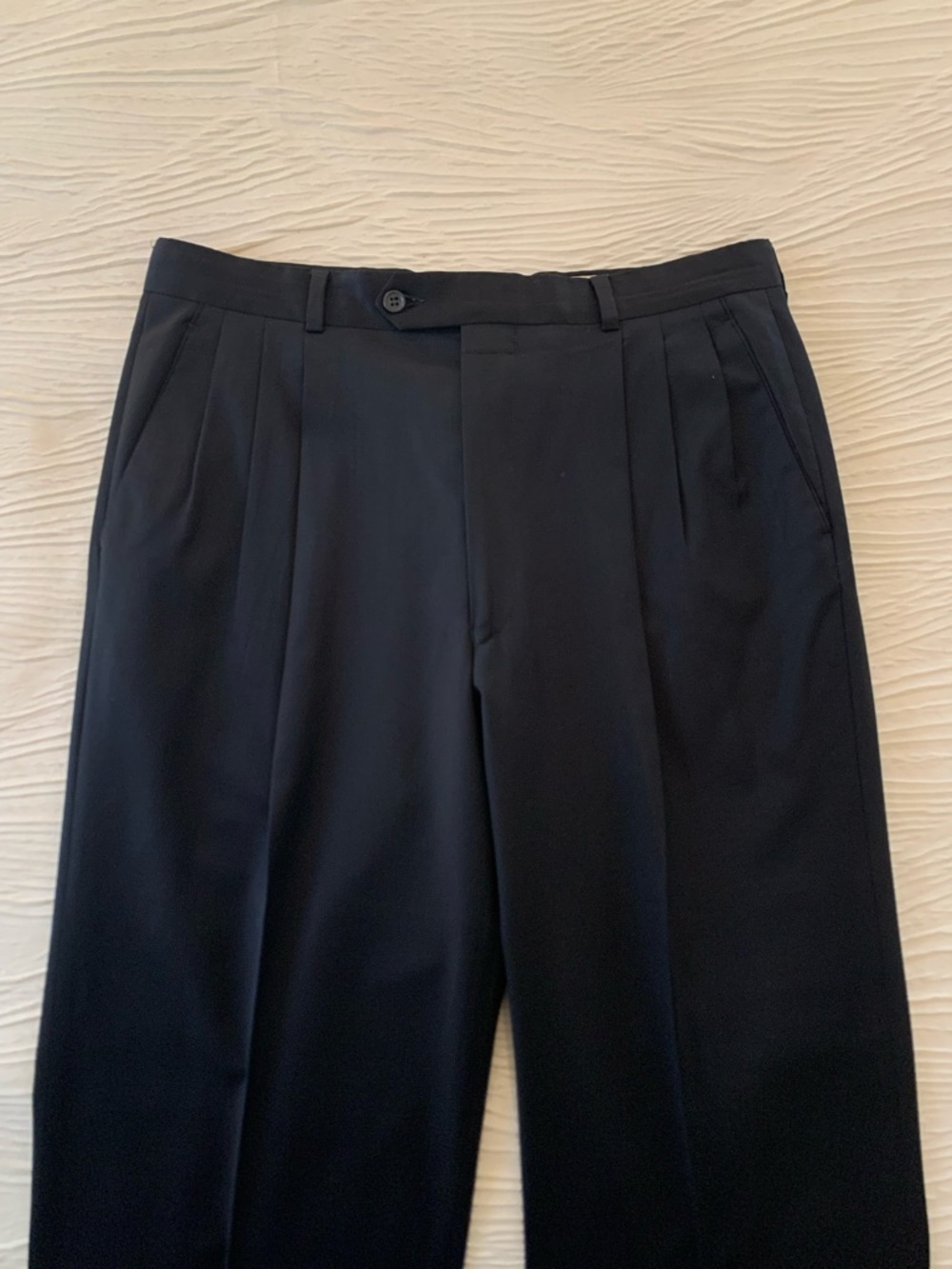 Vintage Pronto Uomo Black 100% Wool Triple Pleated Pants, made in Italy, size 34